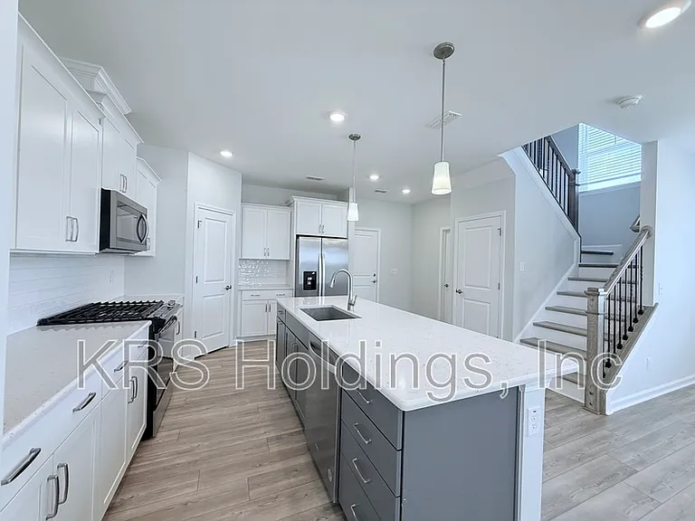 820 Silo Park Dr — Photo 6