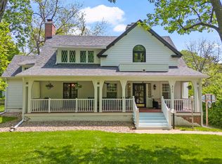 311 S Main St, Washington, IL 61571