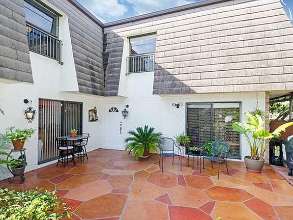 3rd image of 2570 NW 99 Avenue #2570
