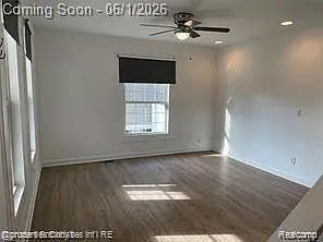 225 Fairgrove Ave — Photo 6