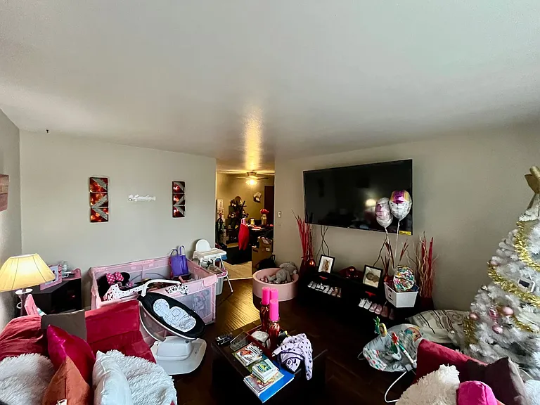N114W15846 Sylvan Cir — Photo 44