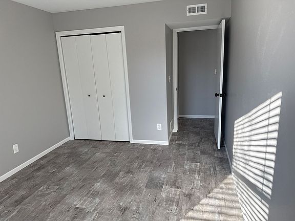 4th image of 1051 Minns Dr #3