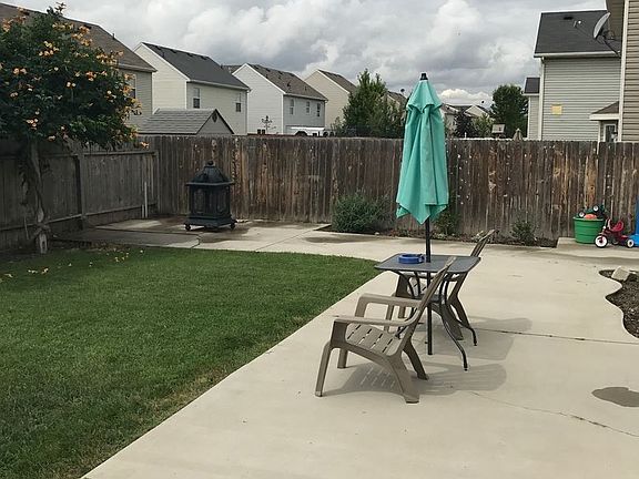 4th image of 2278 E Loch Lomond Dr
