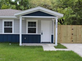 2220 Thomas Ct, Jacksonville, FL 32207