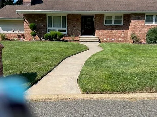 603 Carol Avenue, Oakhurst, NJ 07755