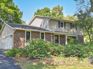 W257N5671 North Hill DRIVE, Lisbon, WI 53089