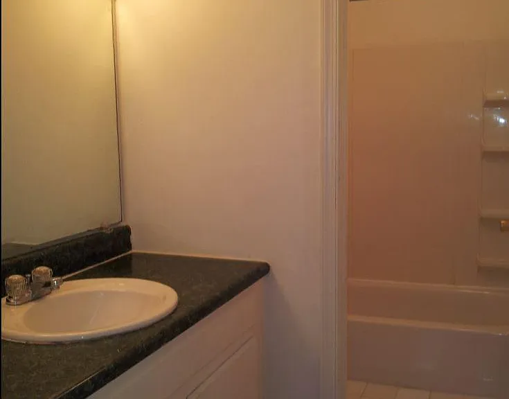 3003 Sigel Ct — Photo 8