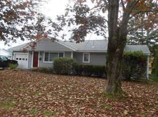 16 Crawford Dr, Bath, ME 04530