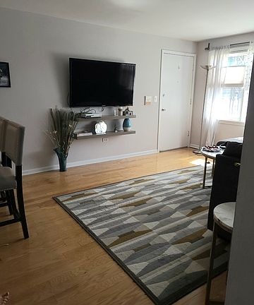 3rd image of 8164 W Forest Preserve Ave APT 1W