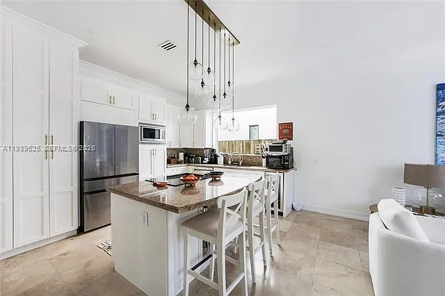 1898 S Miami Ave — Photo 18
