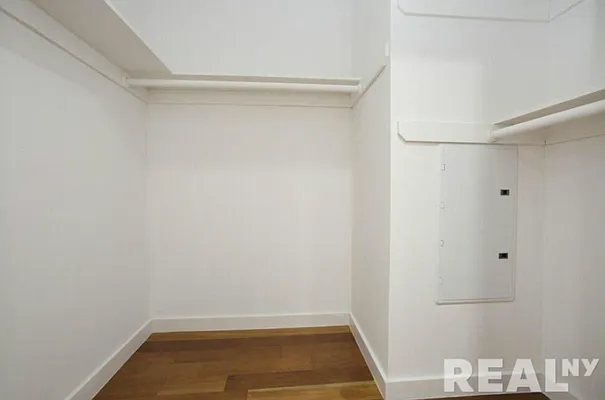 Rented by REAL New York | media 1