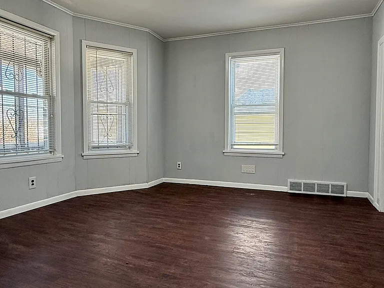 168 Alfred St #1 — Photo 9