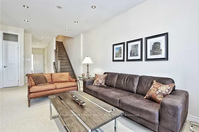 7 Lakelawn Rd #11 — Photo 12
