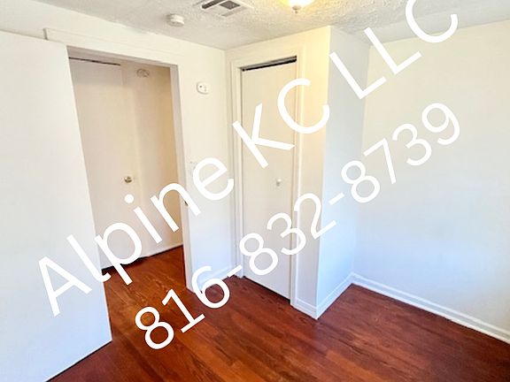 3rd image of 1411 S Hedges Ave
