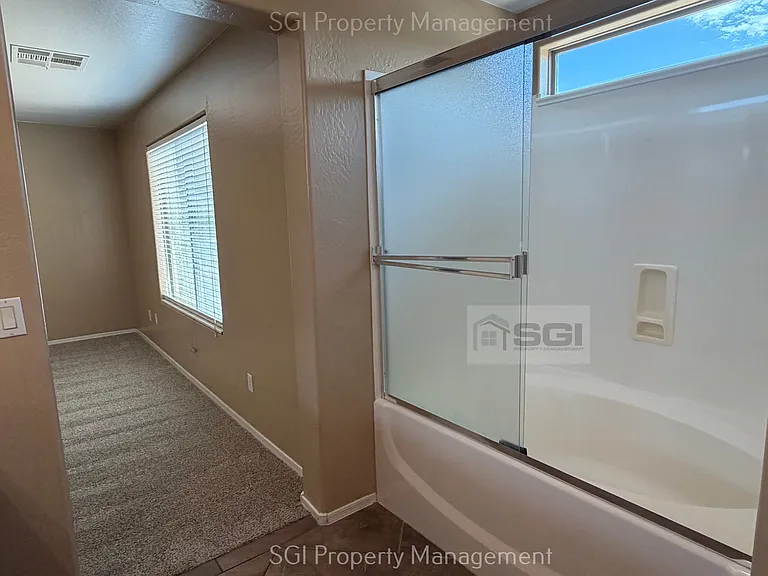 15101 N 173rd Dr — Photo 16