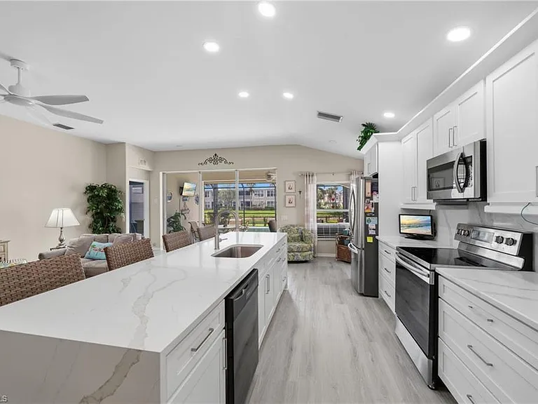 10020 Horse Creek Rd — Photo 14