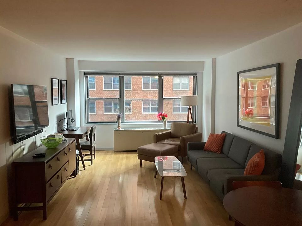 1st image of 10 W 15th St APT 401