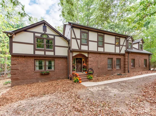17222 Green Hill Rd, Charlotte, NC 28278