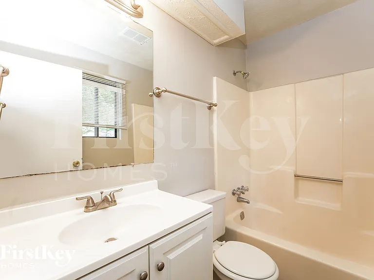 5534 Petite Ct — Photo 9