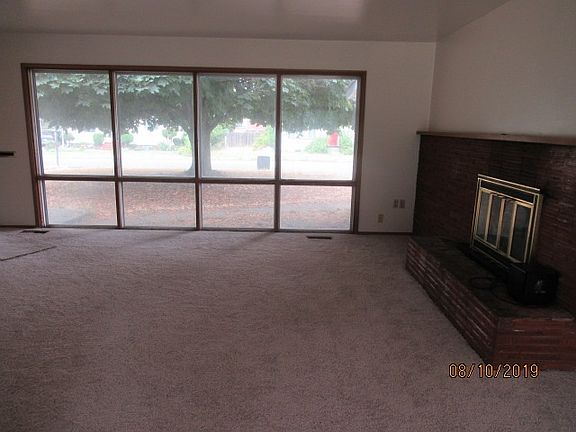 3rd image of 319 N 6th St