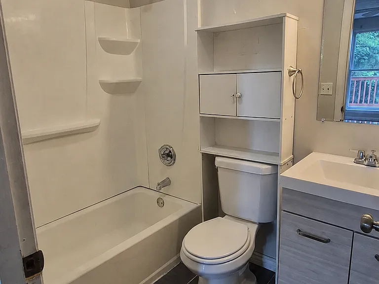 2301 Mount Troy Rd #1 — Photo 10