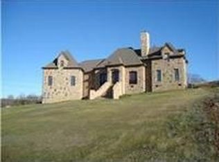 6601 Goshawk Ct, Arrington, TN 37014