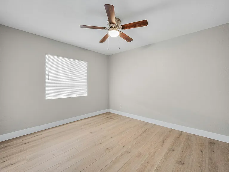 3836 N 15th Ave #7 — Photo 15