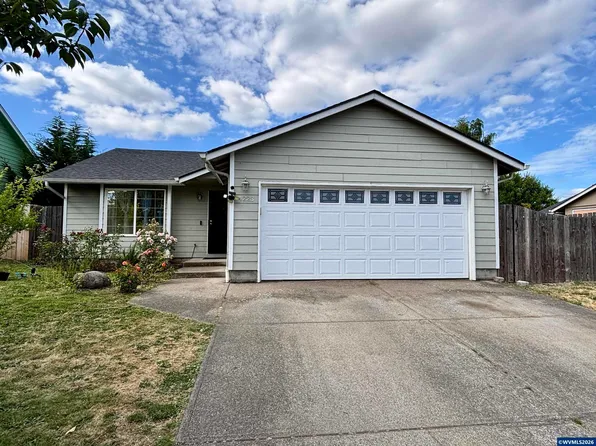 4223 Donalyn St NE, Salem, OR 97301