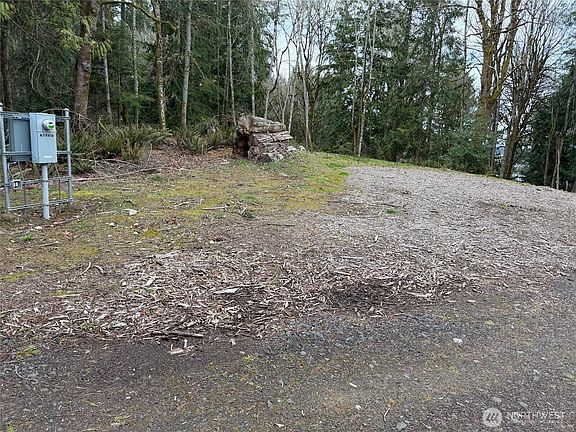 4th image of 17680 Hallman Road NW