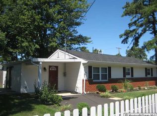 117 5th St, Waretown, NJ 08758