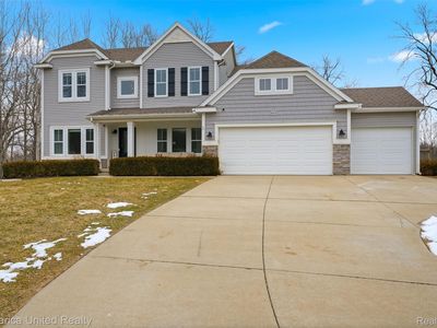 613 Chrystal Downs Ct, Brighton, MI, 48114
