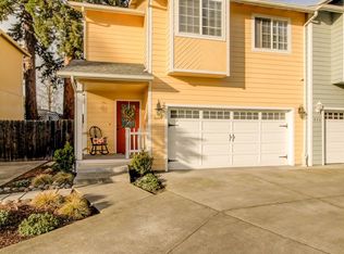 668 Shadow Way, Central Pt, OR 97502