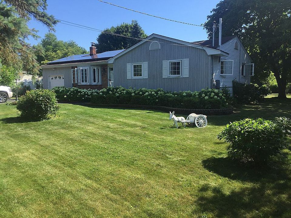 1st image of 163 Hedges Ave