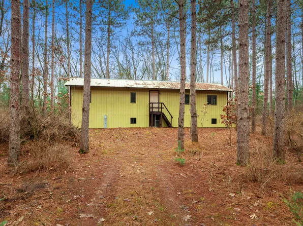 N2953 Shadow Circle Dr, Redgranite, WI 54970