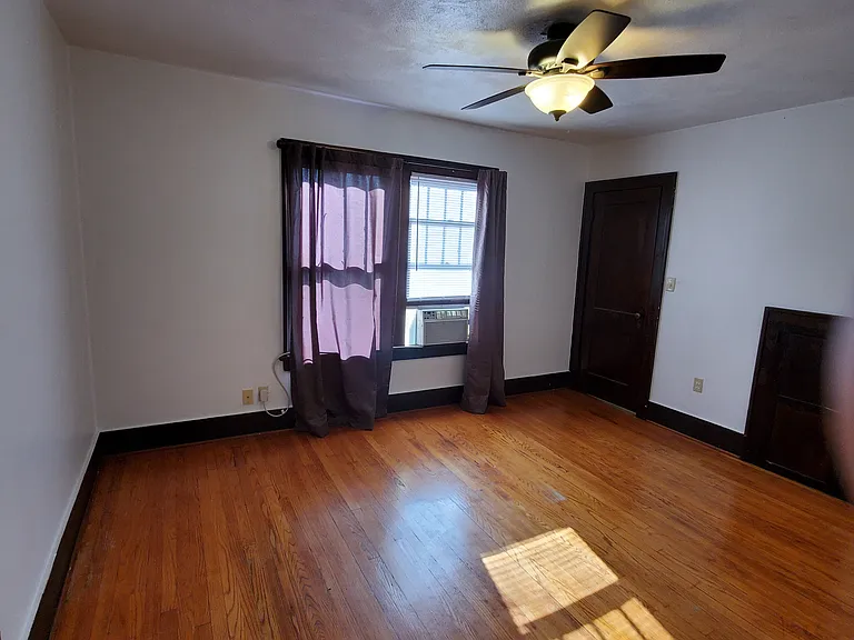 907 Sheridan St #0 — Photo 12