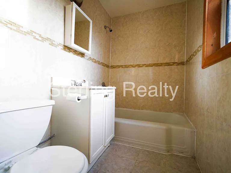 4308 25th Ave #3R — Photo 8