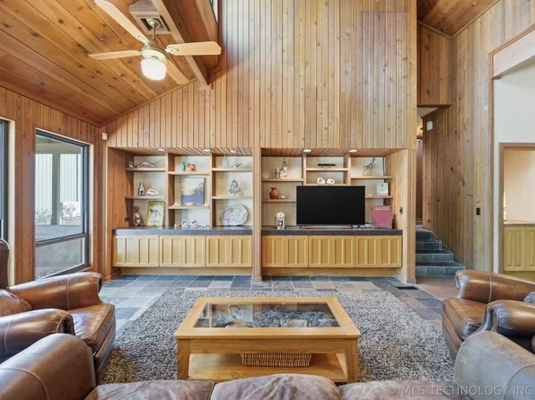 9901 S Sandusky Ave, Tulsa, OK 74137