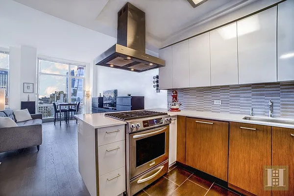 Rented by Halstead Real Estate | media 61