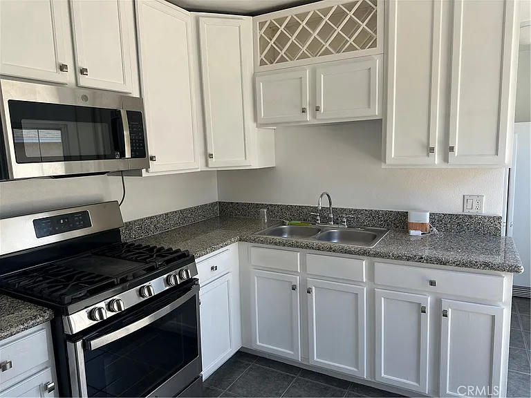 14707 S Denver Ave — Photo 3