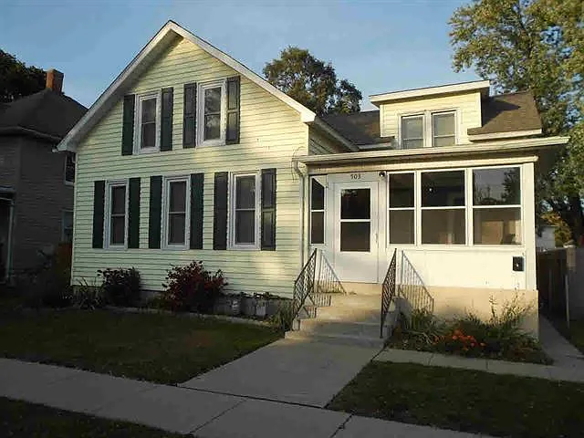 503 E 4th St photo 1