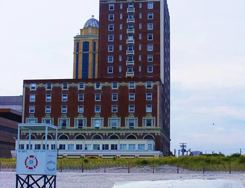 2715 Boardwalk