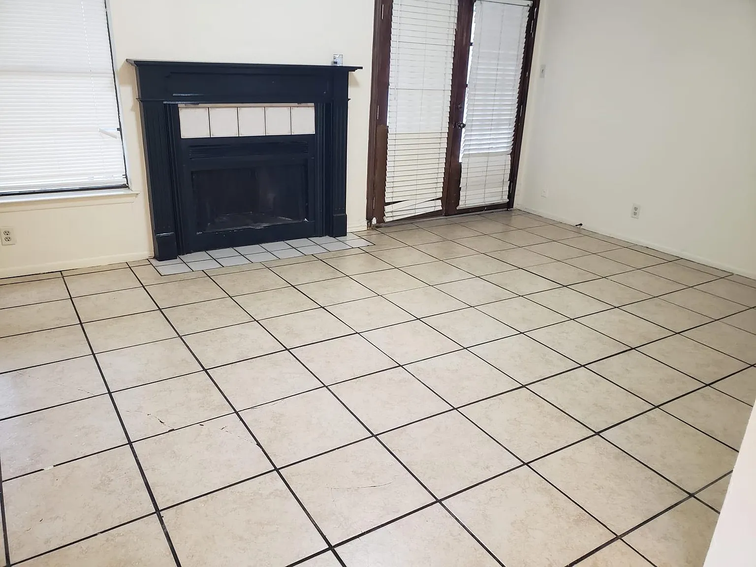3 bed, 1463 sqft, $1,550 — Photo 4