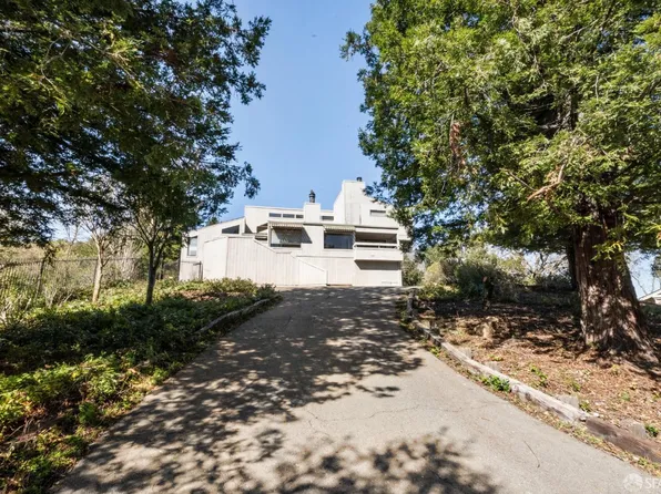 1059 Lizann Dr, Lafayette, CA 94549