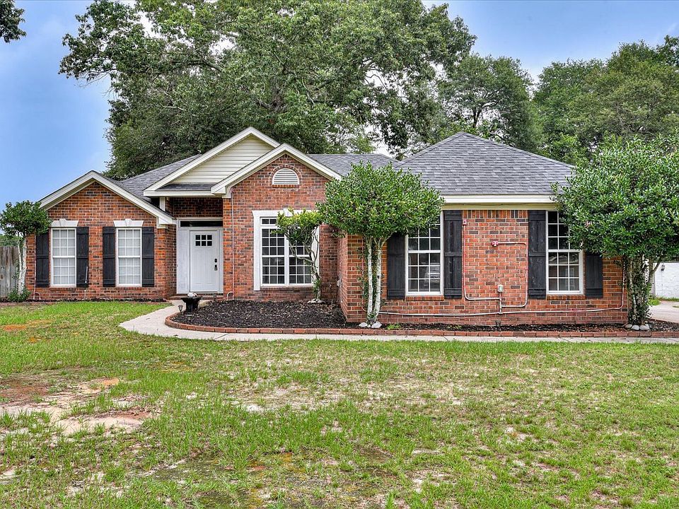 1st image of 1046 Woodberry Dr