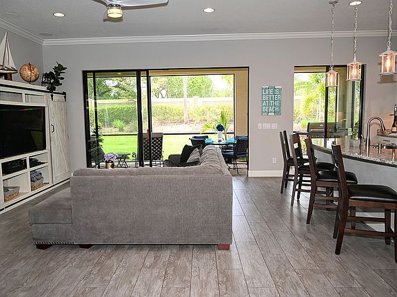 4th image of 4031 Cascina Way