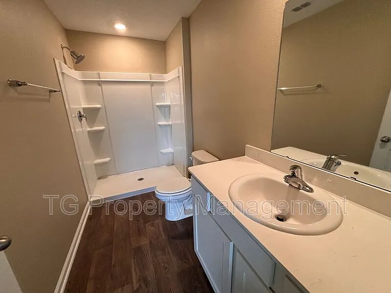 903 Rivertree Pl — Photo 17