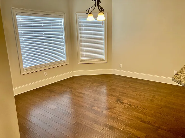 8758 Crenshaw Dr — Photo 17