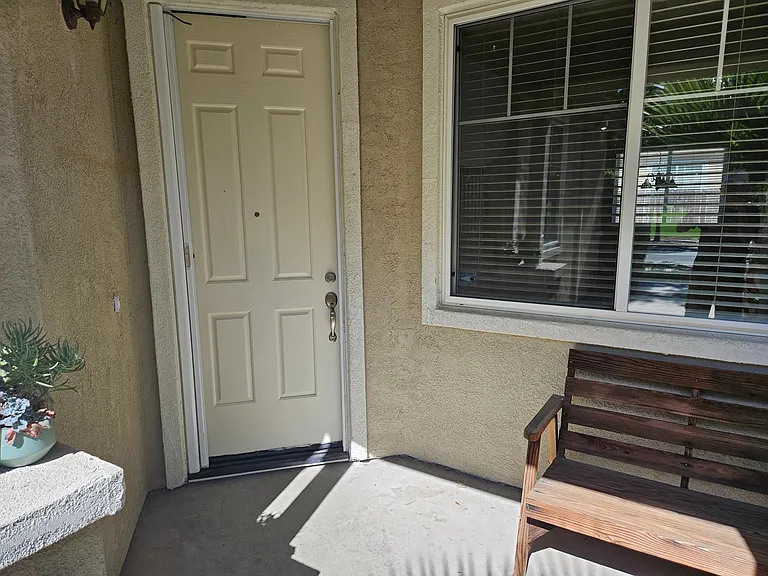 624 Aiello St — Photo 6