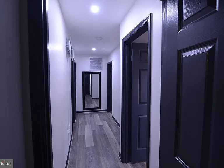 4904 Forest Creek Ct — Photo 35