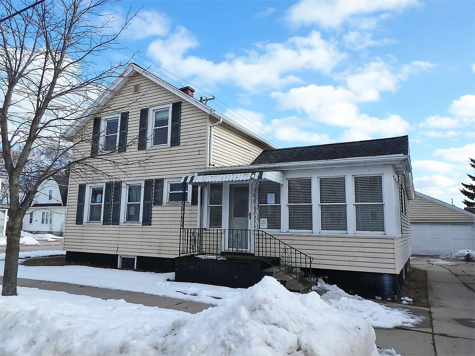 1601 21st St, Two Rivers, WI 54241 Zillow